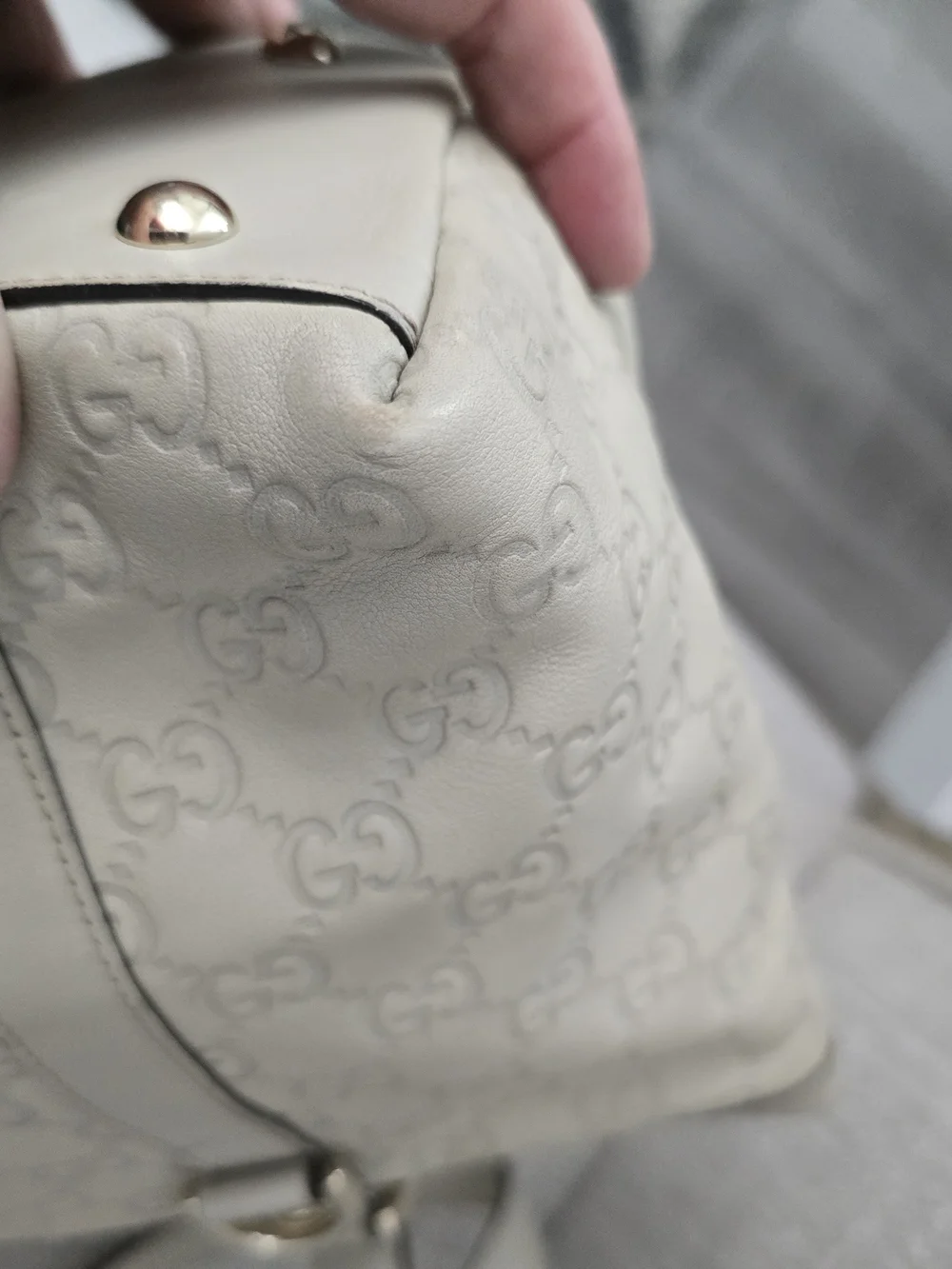 100% Authentic Gucci Cream Guccissima Leather Abbey D-Ring Tote - Picture 15 of 16